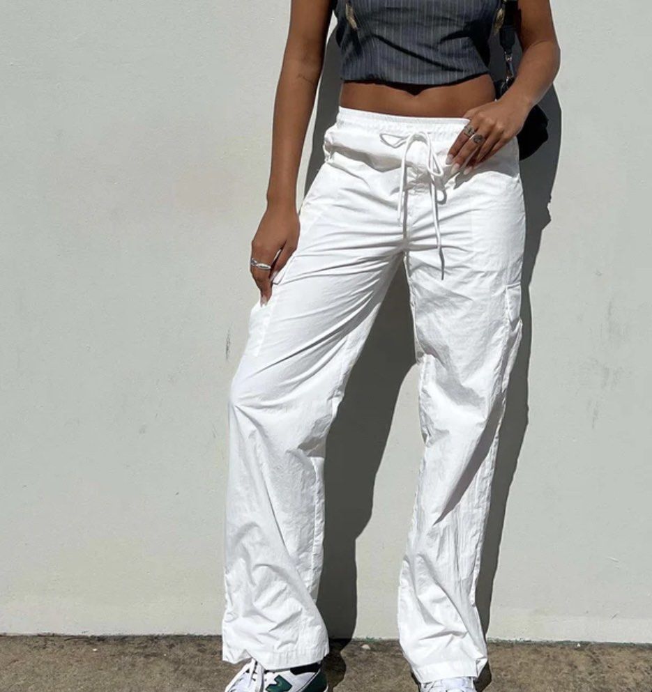 princess polly flossie parachute pants (Category: Jeans) located in Quezon City. Submitted by swagprincess444 (Listing ID 1313375584, Image 1). Description: ★ size: AU 6 / US 2 (see size chart in last slide) ★ condition: 10/10 (wore less than 5 times) ★ purchased abt 2 yrs ago for 75 aud + intl sf rfs: too small on the waist (would keep it if it fit me :')).