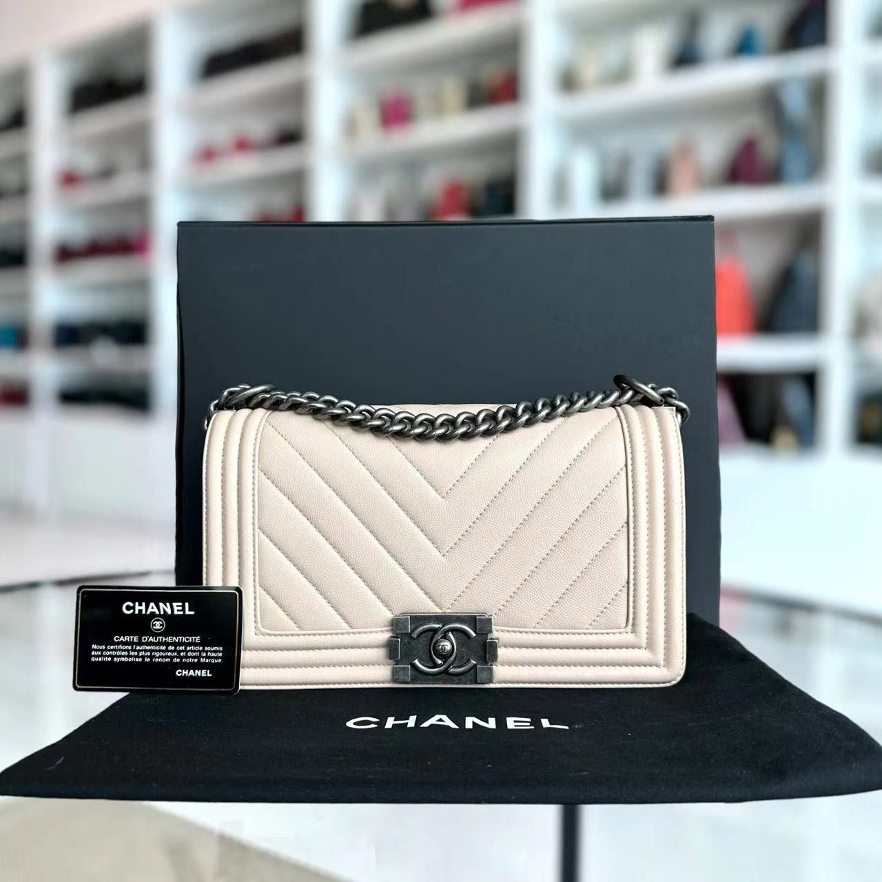 Ready Stock Chanel Boy Old Medium 25CM Chevron Light Pink Nude Leboy Silver Hardware Series 24