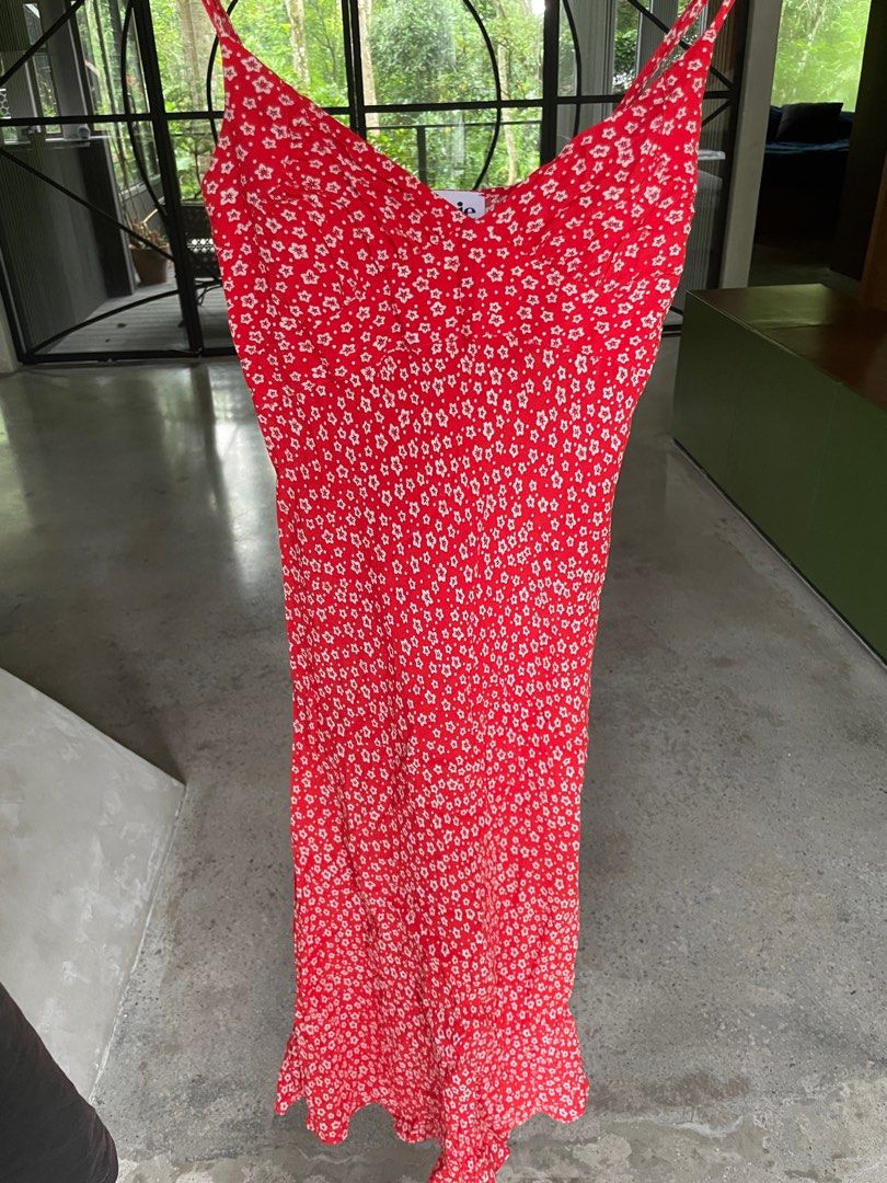 Rouje paris red dress (Category: Dresses) located in Cavite. Submitted by dosamigas (Listing ID 1313285062, Image 2). Description: .