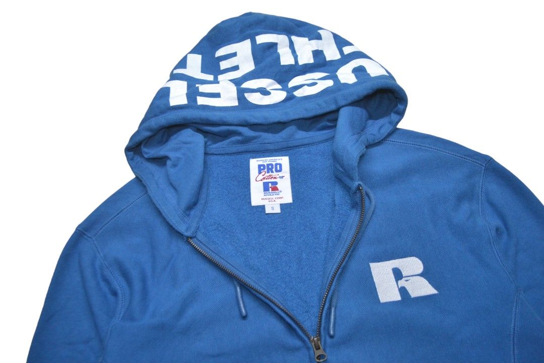 Russell Athletic Zip Jacket (Category: Coats, Jackets and Outerwear) located in Baguio. Submitted by RacksToTheFuture (Listing ID 1313278924, Image 3). Description: .