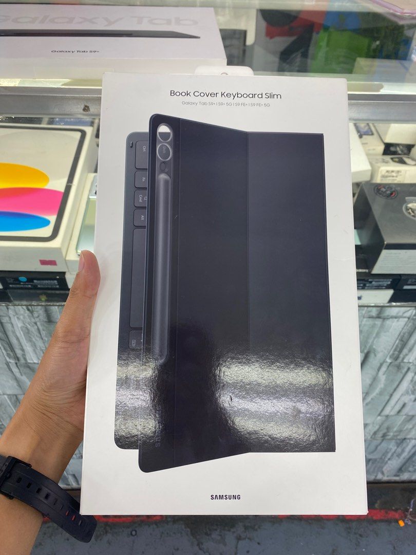 Samsung Galaxy Tab S9 plus 12/256gb with Keyboard Slim (Category: Samsung) located in San Juan City. Submitted by rodelmarllemit (Listing ID 1313282933, Image 3). Description: Brand new Samsung Galaxy Tab S9 Plus with Keyboard Slim Rom: 256gb Ram: 12gb Color: Graphite 1 year warranty 7 days replacement Facebook Page: •Helu’s Gadgets Txt or Call •09266836637 Mode of Payment: •Cash •Bank Transfer •GCash & Paymaya Installment: •Credit Card •Ggives •