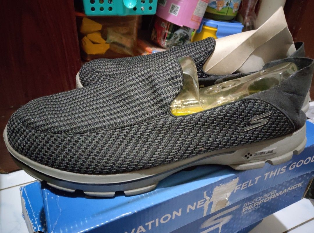 Skechers Go Walk 3
