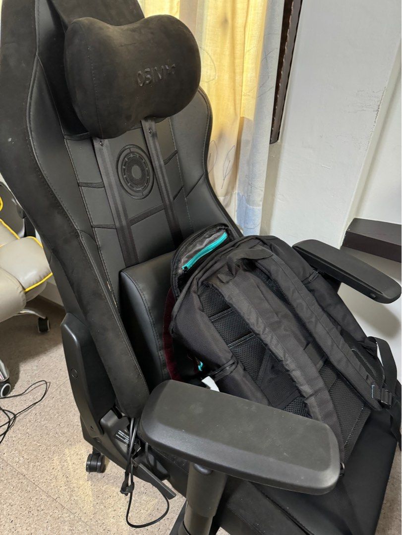 Sum uthrone avengers gaming massage chair Health Nutrition Massage Devices on Carousell