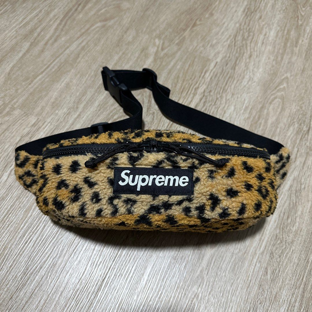 Supreme bumbag outlet