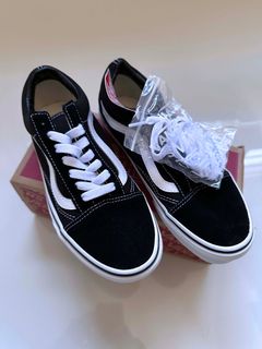 (Category: ) located in . Submitted by quickdealssg (Listing ID 1313260310, Image 1). Description: .