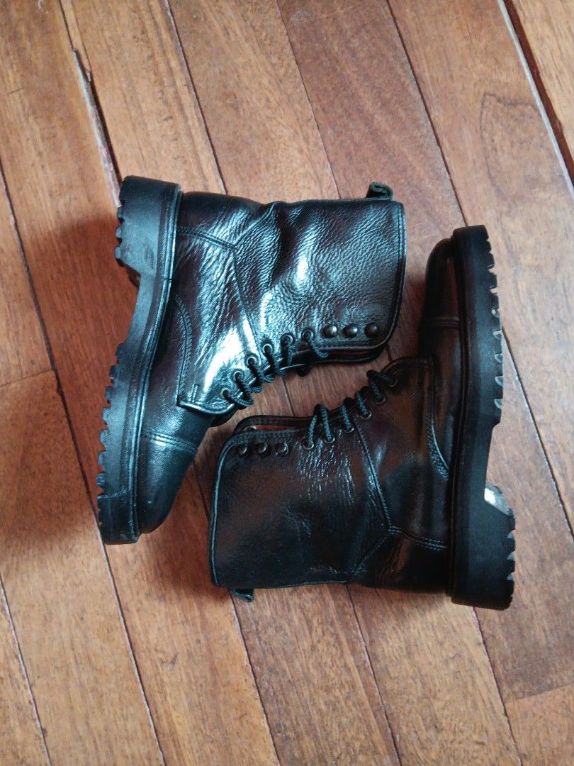 Vintage cole haan boots top