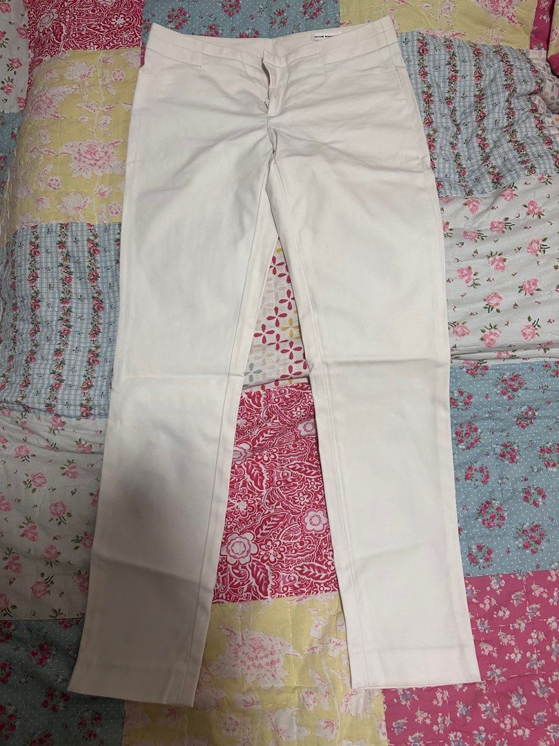 White Pants （分類：其他下身）位於 Hong Kong。 由 tccjc 提交（商品編號 176188903，圖片 2）。簡介： Brought at Shop Off White Colour 。