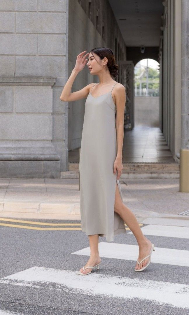 WTS HILTON BASIC V NECK CAMI SLIP MAXI DRESS OYSTER Women s Fashion Dresses Sets Dresses on Carousell