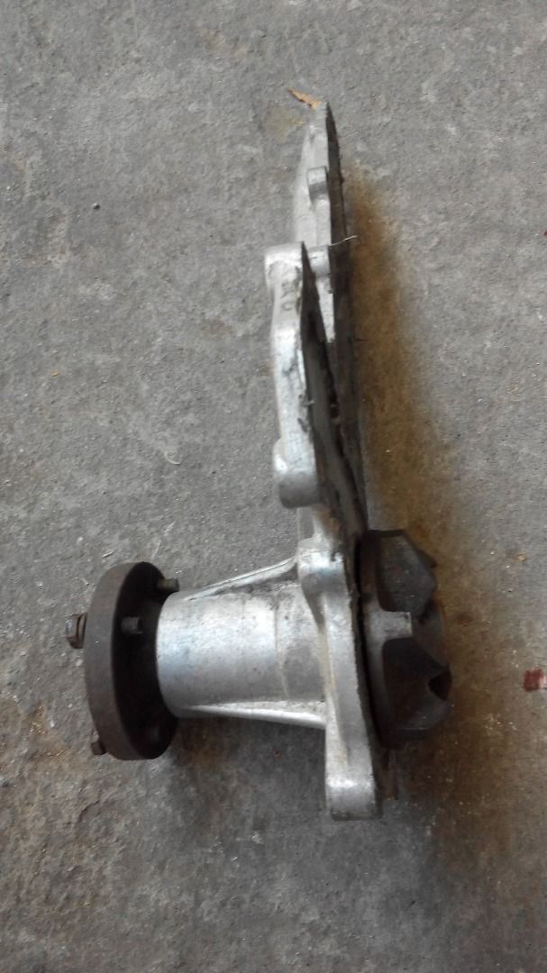 Bobcat Water pump and starter (Category: Construction Tools & Equipment) located in Cavite. Submitted by bondicksy (Listing ID 1317661691, Image 1). Description: Bobcat parts secondhand Water pump Two starter As is Call or text 09565588316.