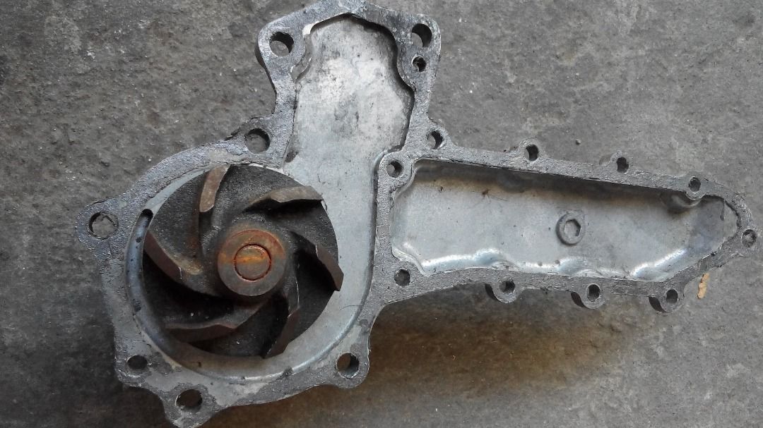 Bobcat Water pump and starter (Category: Construction Tools & Equipment) located in Cavite. Submitted by bondicksy (Listing ID 1317661691, Image 2). Description: Bobcat parts secondhand Water pump Two starter As is Call or text 09565588316.