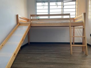 (Category: ) located in . Submitted by ssurayaaaa (Listing ID 1317642519, Image 1). Description: .