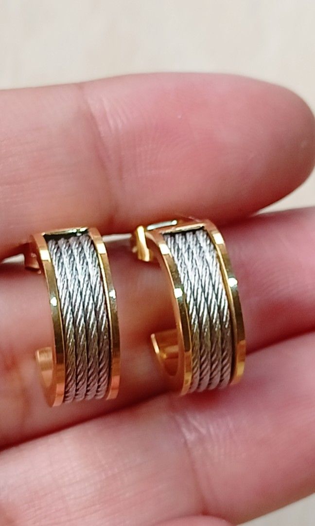 Charriol earrings from japan (Category: Luxury Accessories) located in Quezon City. Submitted by liambags (Listing ID 1317541026, Image 1). Description: Charriol earrings from japan no flaws with stamp with gift box kindly pm me.