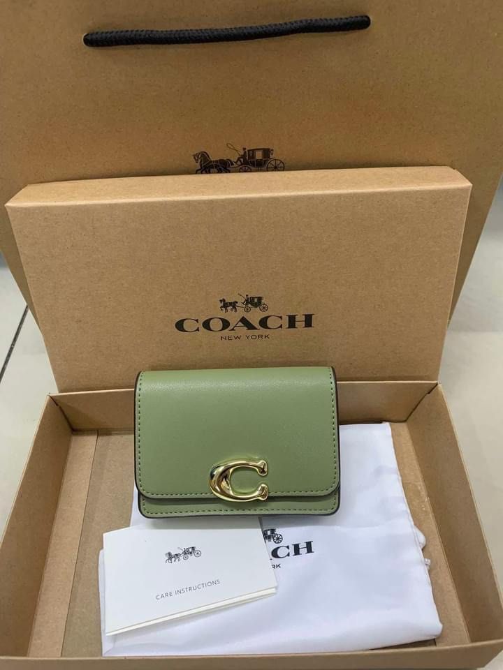Coach Wallet/cardholder (Category: Luxury Bags & Wallets) located in Manila. Submitted by sl.collections (Listing ID 1317682228, Image 1). Description: With dustbag With paperbag .