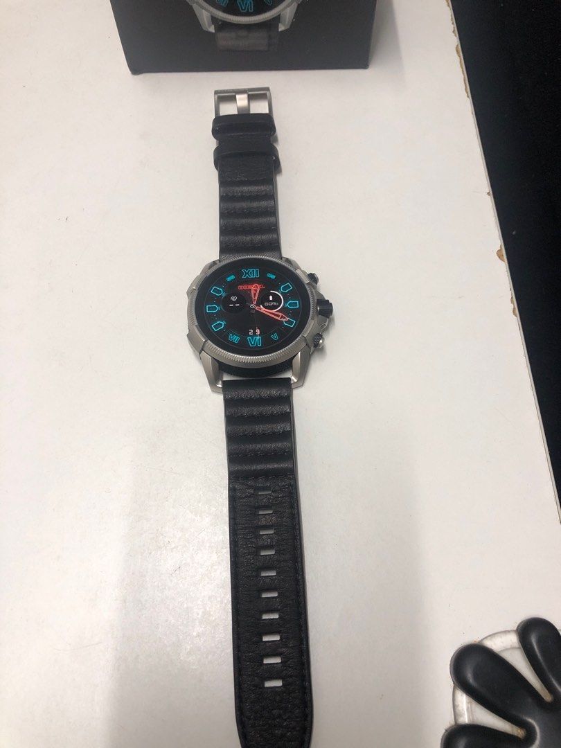 DIESEL SMARTWATCH DZT2008 Men s Fashion Watches Accessories Watches on Carousell