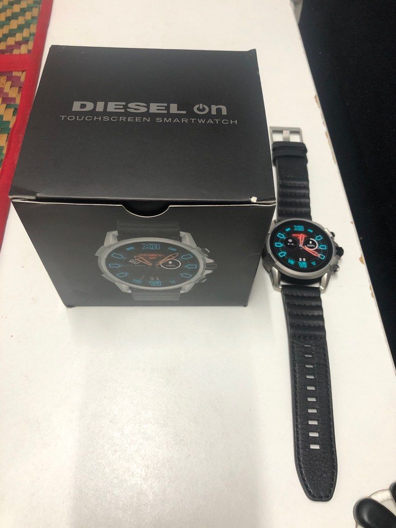 DIESEL SMARTWATCH DZT2008 Men s Fashion Watches Accessories Watches on Carousell