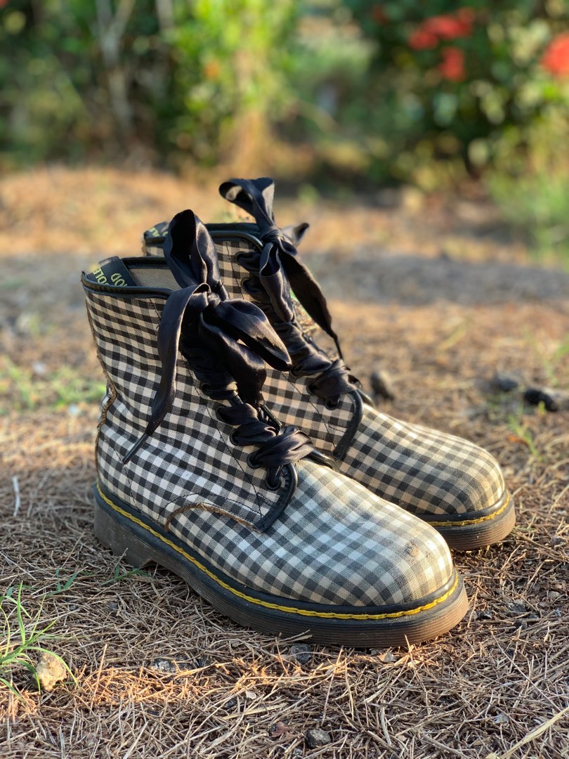 Doc martens checkered on sale