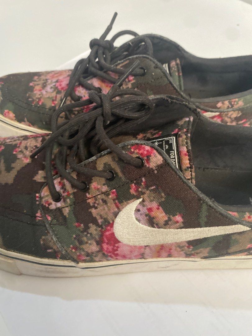 Floral Stefan Janoski Euro 44.5 Men s Fashion Footwear Sneakers on Carousell