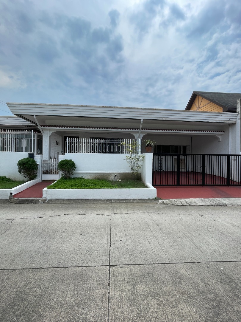 (Category: ) located in . Submitted by sacho_lacson.REMAXUnlimited (Listing ID 1317576922, Image 1). Description: .