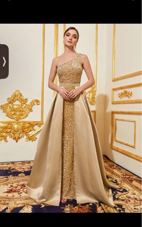 Gold elegant evening gow, Women's Fashion, Dresses & Sets, Evening dresses  & gowns on Carousell