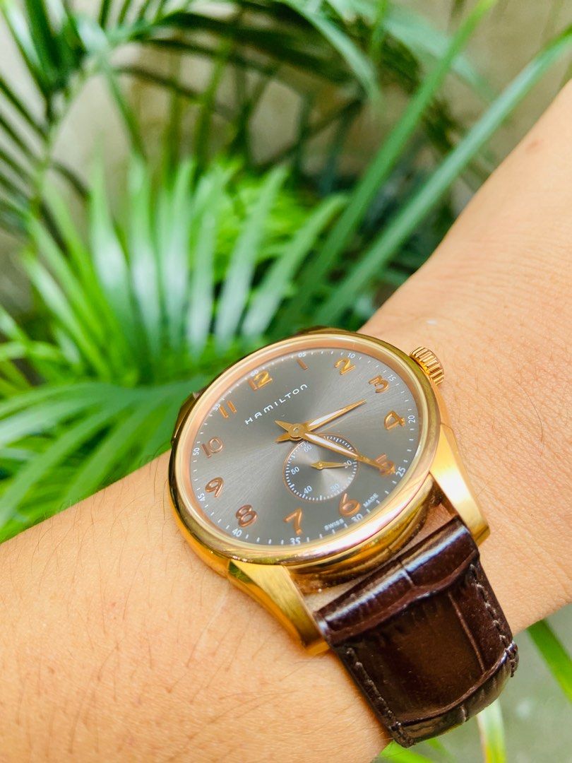 Hamilton Classic Watch (Category: Men's Watches) located in Valenzuela. Submitted by luxxydeals (Listing ID 1317605638, Image 3). Description: Hamilton Leather Strap Unit and Box 39-40mm - Quartz Price : 16,000.