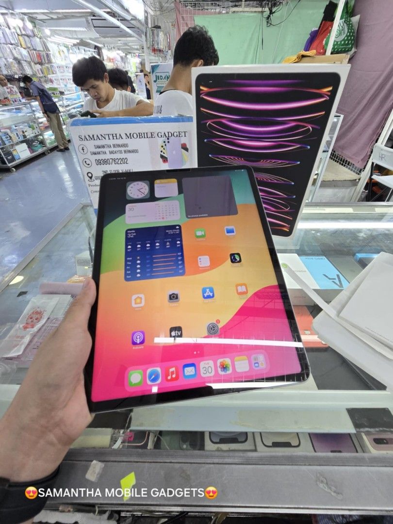 Ipad Pro M2 12.9 256gb Wifi And Cellular (Category: iPad) located in Quezon City. Submitted by samanthaga21954 (Listing ID 1317598318, Image 2). Description: Ipad Pro M2 12.9 256gb Wifi And Cellular SECONDHAND COMPLETE PACKAGE onhand Stock same Serial Box.