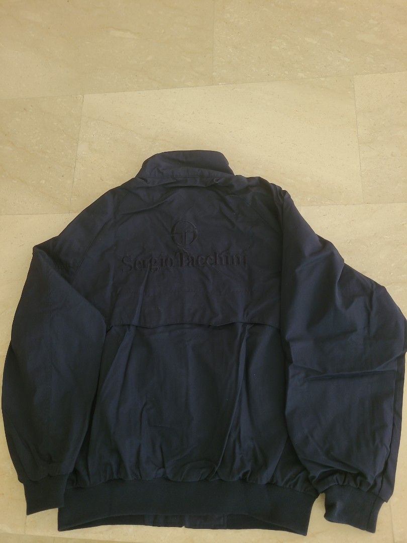 Jacket (Category: Coats, Jackets and Outerwear) located in Singapore. Submitted by lohkm (Listing ID 1317587328, Image 3). Description: Elegant and stylish jacket. Two front pockets. Measurements: Shoulder to shoulder: 50cm Pit to pit: 60cm Length: 63cm.