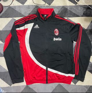 (Kategori: ) berada di . Dikirim oleh manchi_manchi (ID iklan 1317592490, Gambar 1). Deskripsi: .