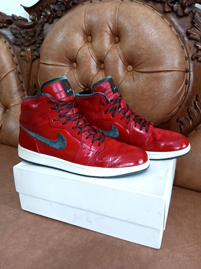 Jordan High Premier Gucci 2008 authentic, Fesyen Pria, Sepatu