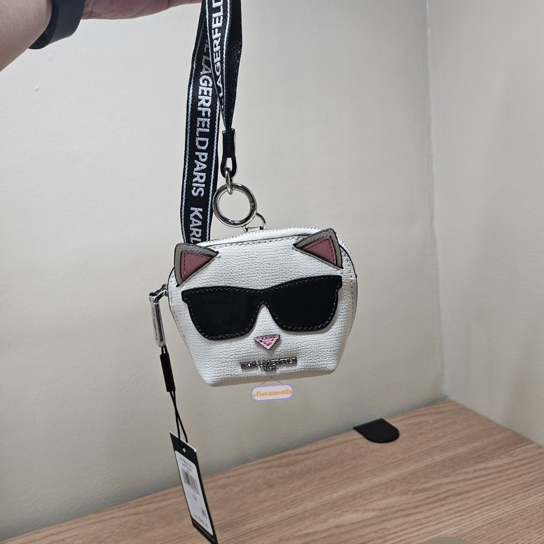 Karl lagerfeld Purse with Lanyard (Category: Wallets & Card holders) located in Davao. Submitted by krashkart (Listing ID 1317580642, Image 2). Description: Karl Lagerfeld Coin purse with lanyard Brand new with tag Rare find RFS: Decided to let go of my KL collection.