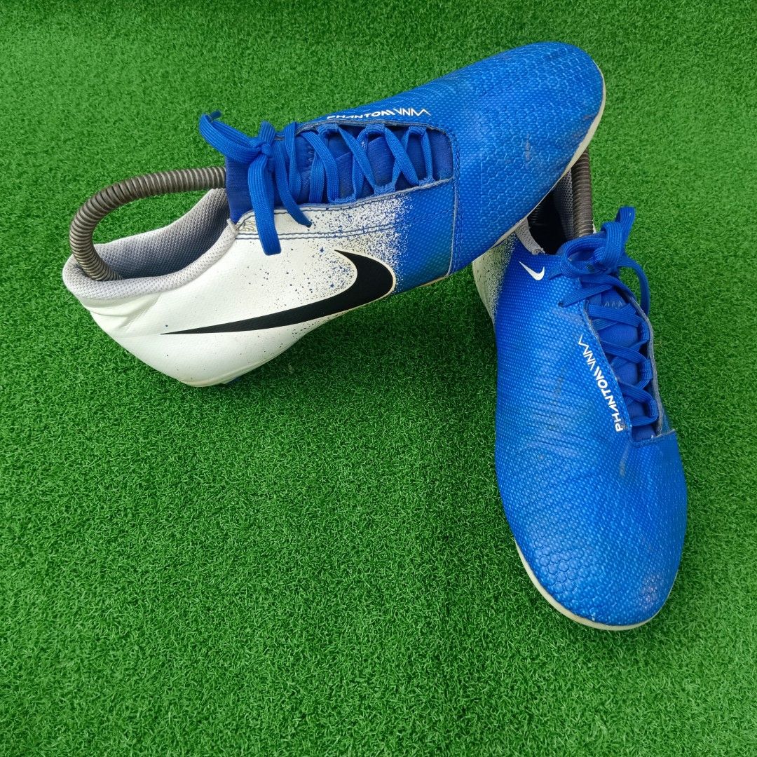 Kasut bola nike phantom 2025