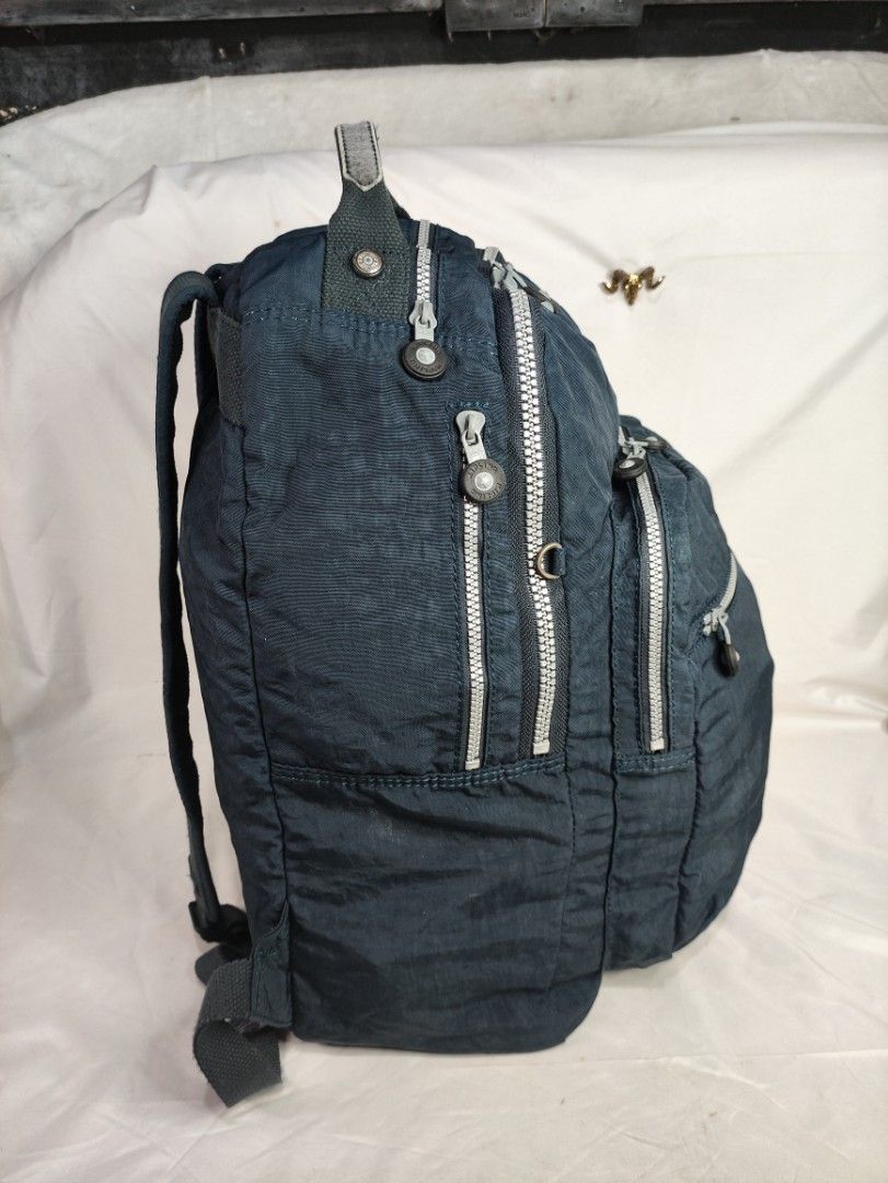 Kipling Backpack 35L (Category: Backpacks) located in Alor Gajah. Submitted by murah_sales (Listing ID 1317641949, Image 2). Description: .