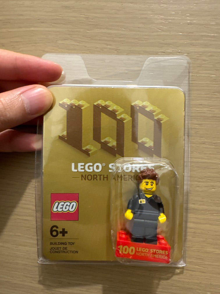 100 lego stores north america minifigure outlet