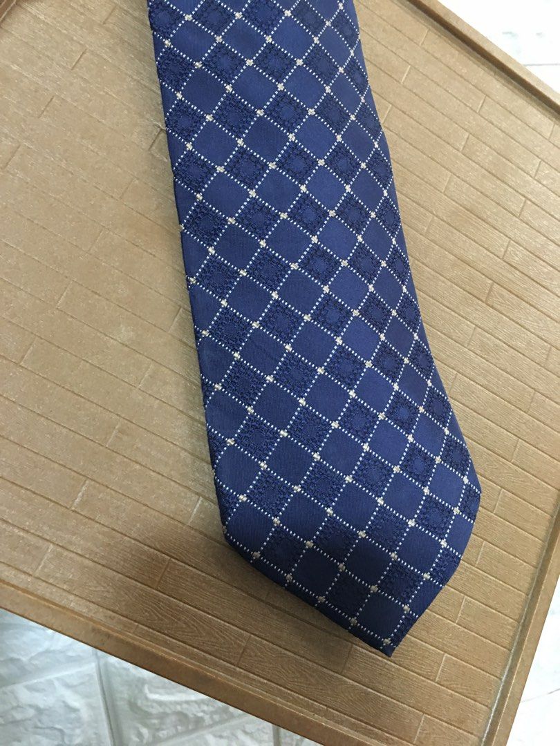 michiko london silk necktie (Category: Ties) located in San Juan City. Submitted by vrgyl (Listing ID 1317573959, Image 3). Description: authentic michiko london necktie silk, from japan please manage expectations for preloved items what you see is what you get.