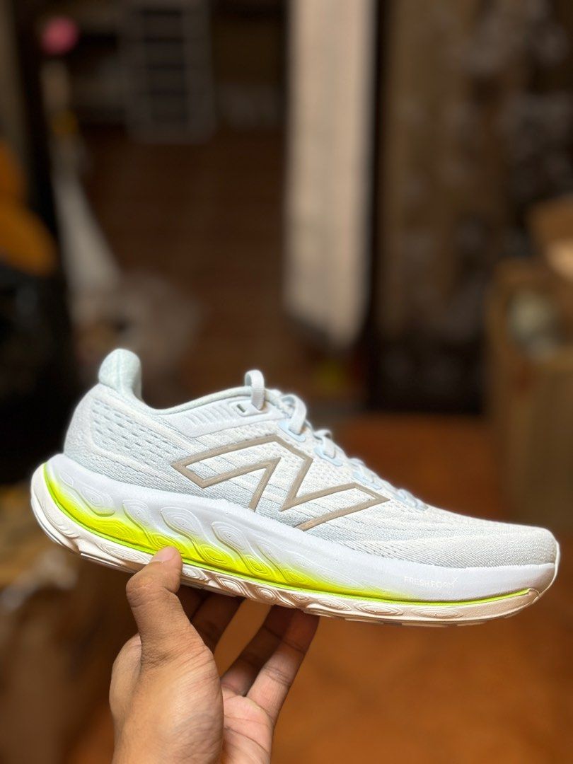 New Balance Fresh Foam Vongo (Below SRP) (Category: Sneakers) located in Manila. Submitted by aronmalana (Listing ID 1317700074, Image 1). Description: WAY BELOW SRP SALE 😊 WVNGOLI6 Fresh Foam Vongo V6 Size 6w - ₱3300 only (₱9600 SRP) ◽️Brand-new with Box 📍Tondo 💯 Original 📩Pm me for more pics and details Thanks and God Bless!.