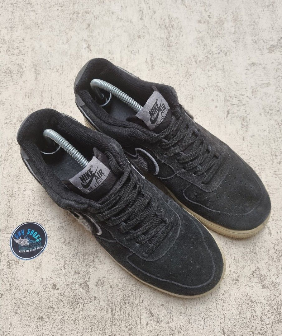 Nike AF1 Chenille Swoosh Suede Black (Rare), Fesyen Pria, Sepatu