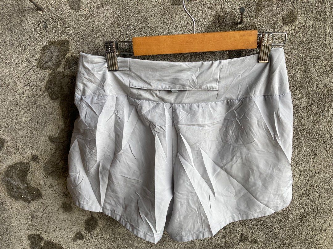 Nike Womens Running Shorts Small (Category: Shorts) located in Tolosa. Submitted by TheRetail (Listing ID 1317709807, Image 3). Description: No flaws good as new.