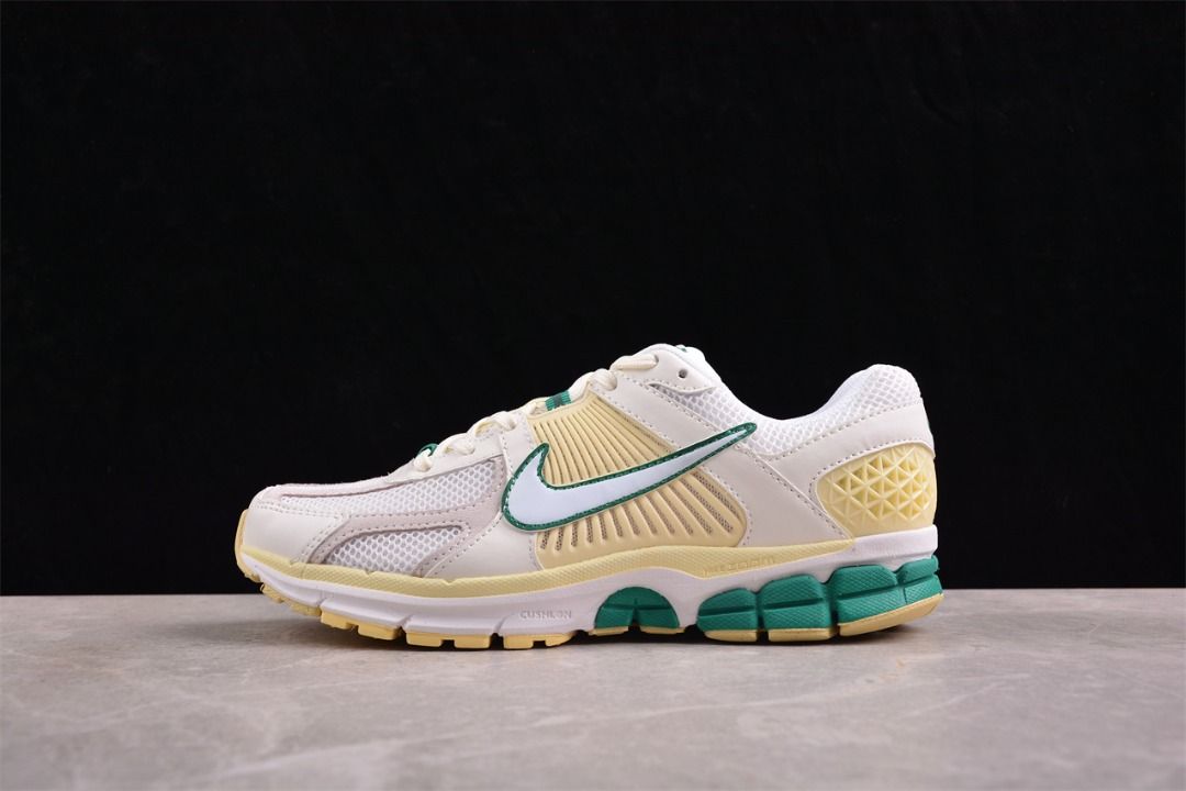 NIKE Zoom Vomero 5 Yellow Green shoes Euro 35 45