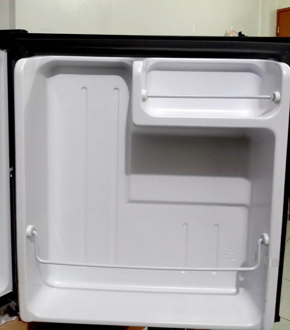 Personal Ref (Category: Other Kitchen Appliances) located in Pasay City. Submitted by eunicecorp76967 (Listing ID 1317577190, Image 2). Description: .