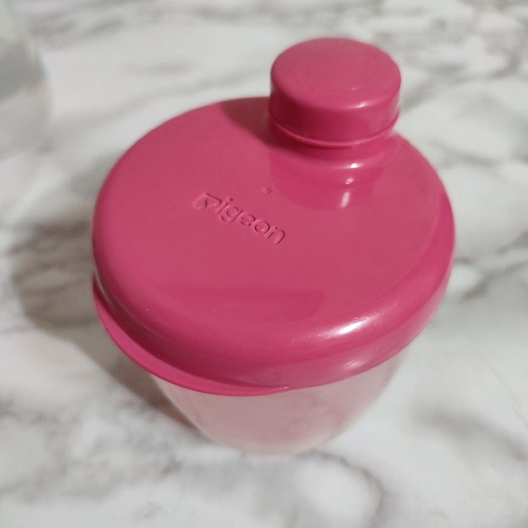 Pigeon milk powder container case (Category: Breastfeeding & Bottle Feeding) located in Quezon City. Submitted by gicasworld (Listing ID 1317682428, Image 1). Description: .
