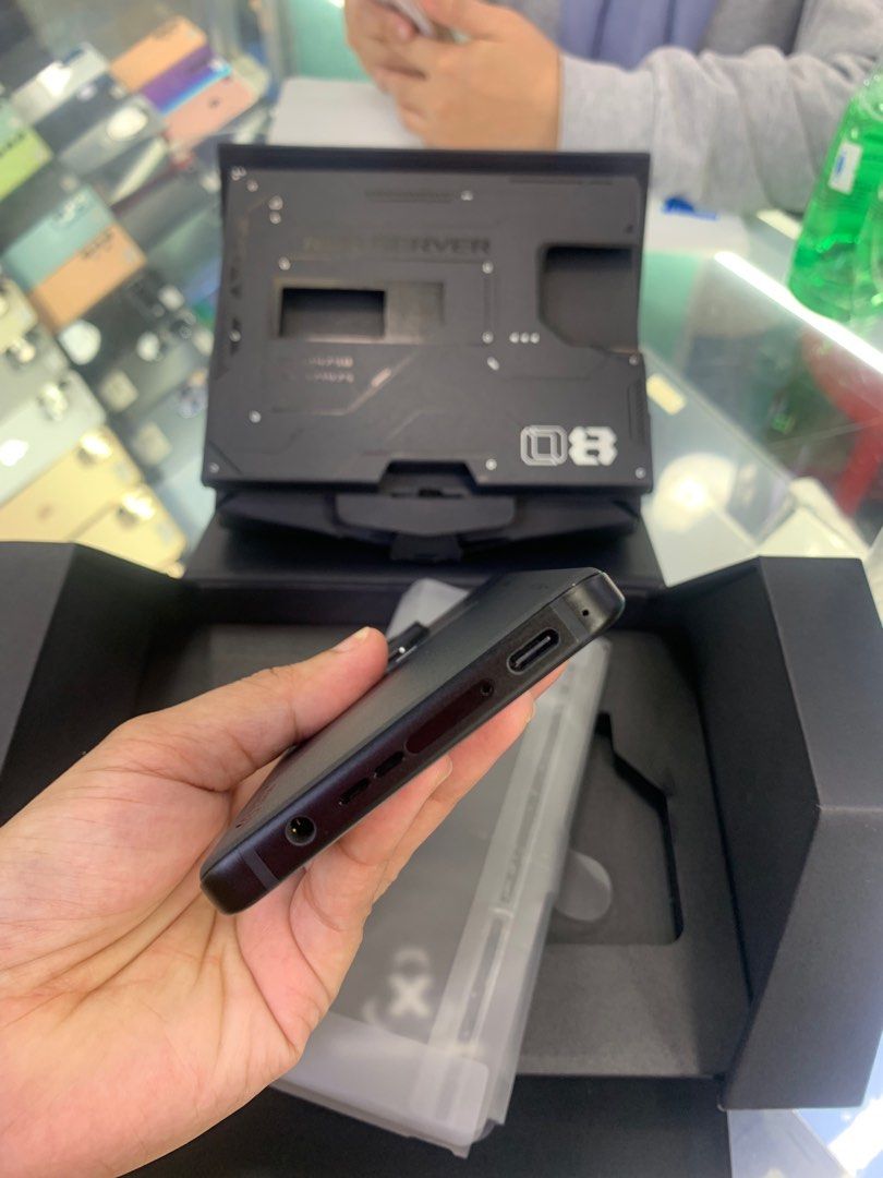 ROG 8 Pro (16/512gb) (Category: Android Others) located in Manila. Submitted by arzillah (Listing ID 1317709307, Image 3). Description: ROG 8 Pro 16/512gb Factory unlock Ntc approve Local variant Dual sim Slightly use Complete package No dents No scratches No issue All working Good as new Open for COD/COP + SF Manila area (sameday delivery) Province area (via LBC) required DP to avoid cancellations Physical store: Greenhills Shopping Center,2ndfl