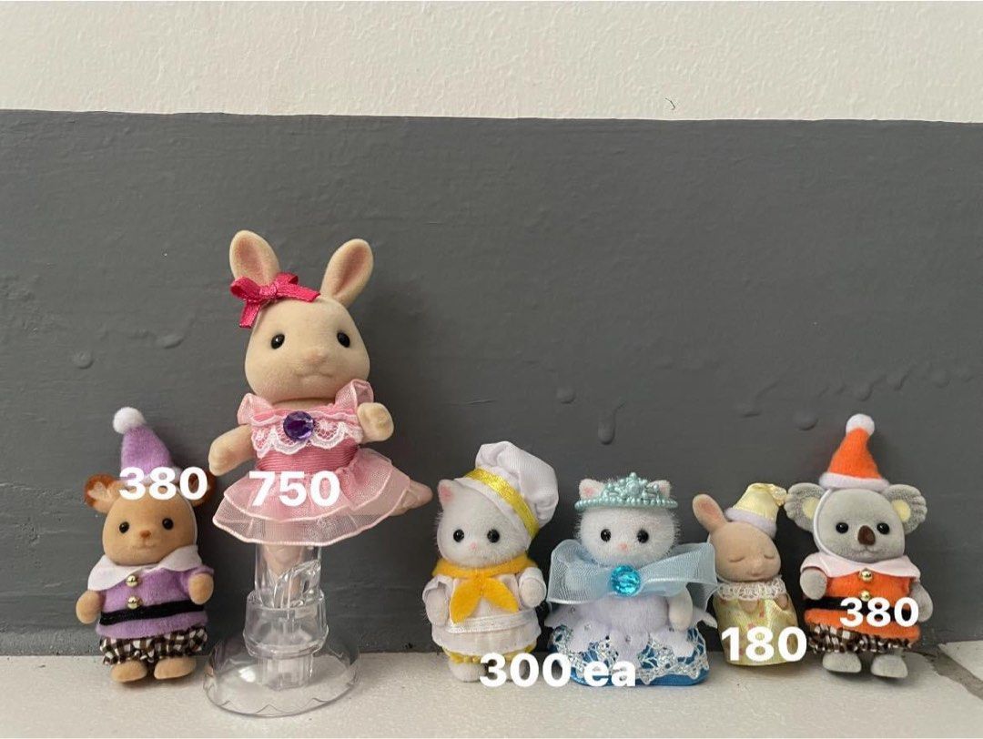 Sylvanian families (Category: Figurines & Statues) located in Quezon City. Submitted by peanutseuu (Listing ID 1317666636, Image 1). Description: can nego! please dm for more info.