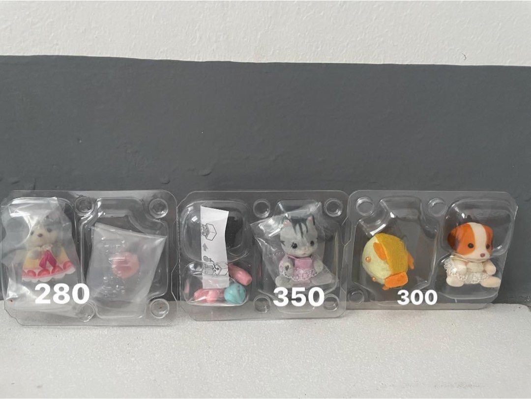 Sylvanian families (Category: Figurines & Statues) located in Quezon City. Submitted by peanutseuu (Listing ID 1317666636, Image 3). Description: can nego! please dm for more info.