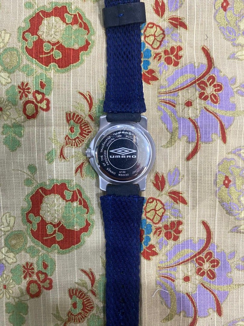 Umbro watch top