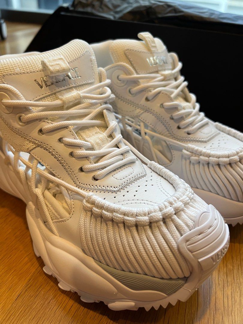 Versace latest sneakers top