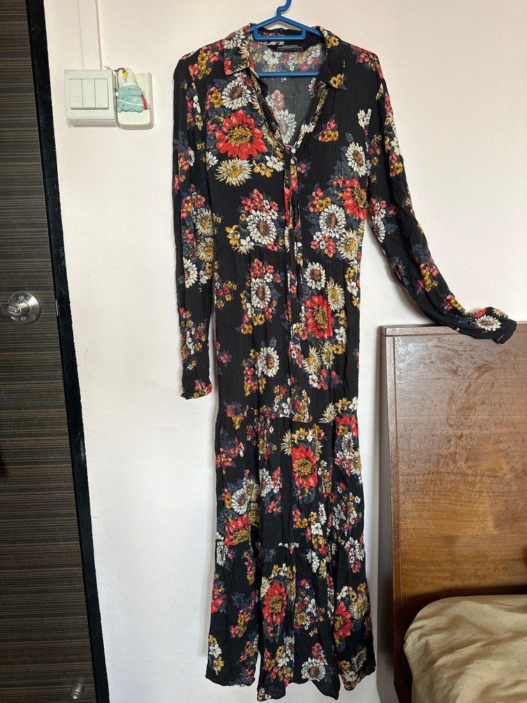 green emerald velvet dress Zara Bardot Midi Dress in Tropical Print  L'Atelier London