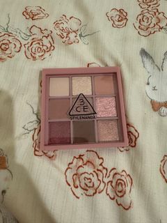 （分類：）位於 。 由 thriftineedgone 提交（商品編號 1319316857，圖片 1）。簡介： 。