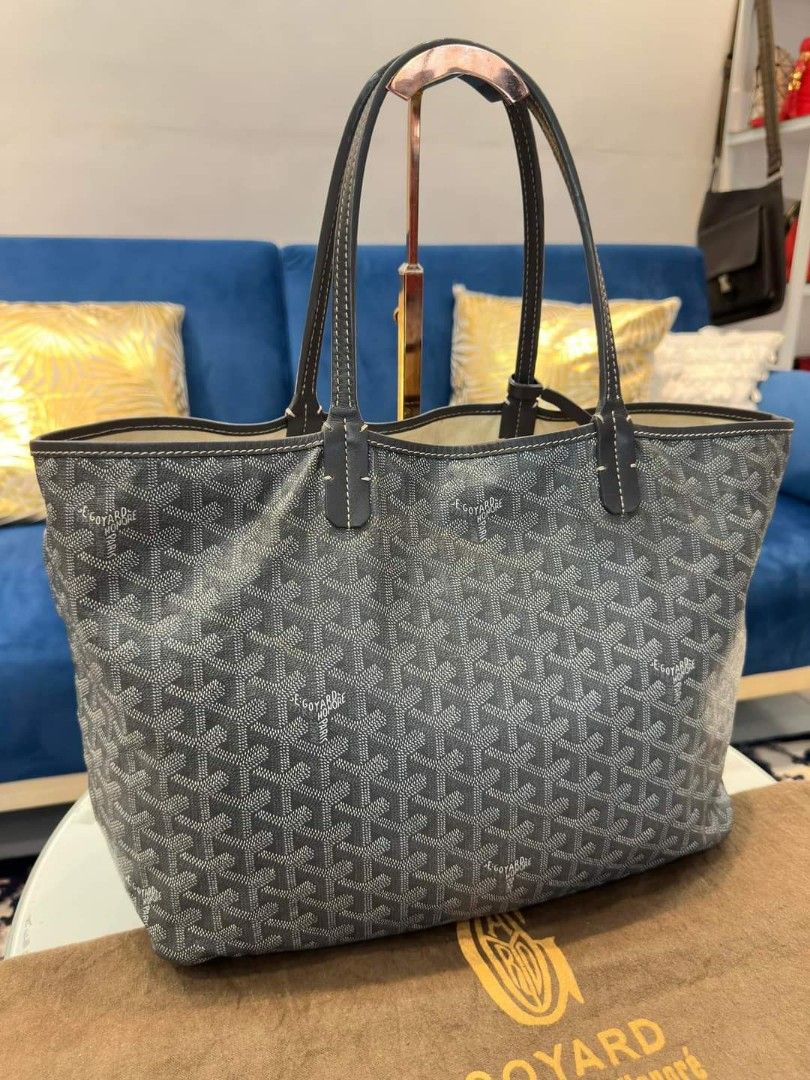 😱 Goyard tote💯💯 (Category: Luxury Bags & Wallets) located in General Santos City (Dadiangas). Submitted by braverabbit.67 (Listing ID 1319288697, Image 1). Description: Legit!!😱💯💯 Goyard tote bag 📌missing Pouch Small to medium ‼️𝗦𝘂𝗿𝗲 𝗯𝘂𝘆𝗲𝗿 𝗺𝗮𝘆 𝗿𝗲𝗾𝘂𝗲𝗦𝘁 𝗺𝗼𝗿𝗲 𝗱𝗲𝘁𝗮𝗶𝗹𝗲𝗱 𝗽𝗶𝗰𝗦📸📸.
