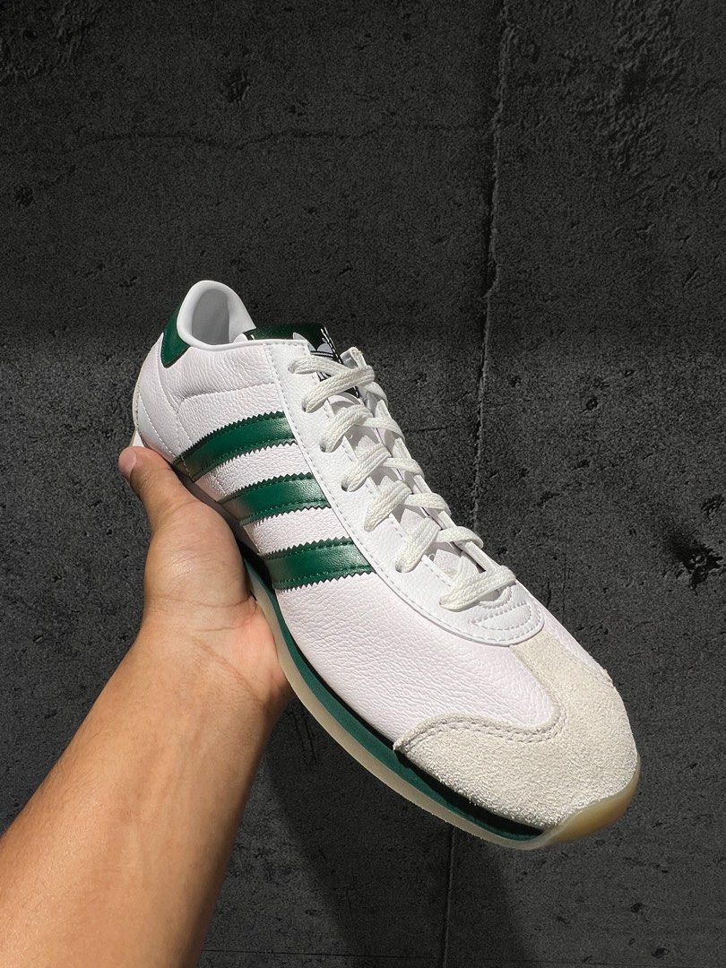 Adidas Country Japan / Adidas Japan / Adidas Samba / Adidas Gazelle / Adidas  Spezial, Men's Fashion, Footwear, Sneakers on Carousell