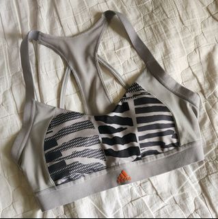 (Category: ) located in . Submitted by lyn1911 (Listing ID 1319218767, Image 1). Description: .