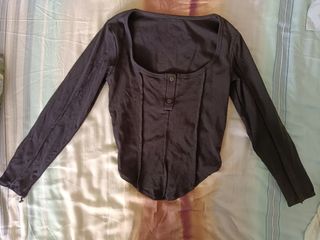 (Category: ) located in . Submitted by vclotheslover (Listing ID 1319166042, Image 1). Description: .